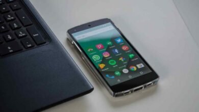 Photo of Android 12 facilitará la instalación y uso de tiendas de apps de terceros, según Google
