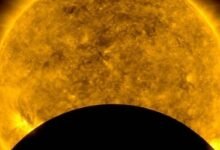 Photo of NASA: observatorio solar capturó un espectáculo lunar mientras observaba nuestra estrella masiva