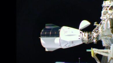 Photo of La cápsula tripulada Crew Dragon Resilience de SpaceX ya está en la Estación Espacial Internacional