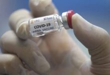 Photo of Coronavirus: laboratorio chino sostiene "seguridad" de su vacuna pese a las suspensión de los ensayos clínicos por un "incidente grave"