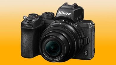 Photo of Amazon tiene superrebajada la sin espejo Nikon Z50 con objetivo 16-50mm. Llévatela por 679 euros