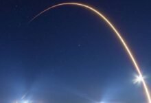 Photo of SpaceX comparte el momento en el que libera 60 satélites de Starlink en la órbita de la Tierra