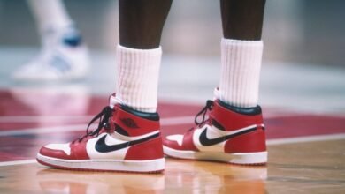 Photo of Jordan, Abdul-Jabbar y más: Sotheby’s subastará 13 pares de zapatillas de leyendas de la NBA