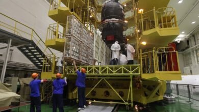 Photo of Cómo comprobar los paneles solares de una nave espacial a la rusa: con un montón de bombillas