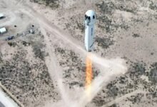 Photo of Cómo seguir en directo el histórico primer vuelo tripulado de Blue Origin con Jeff Bezos a bordo
