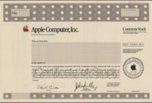 Photo of 23.000 dólares por un cheque de Steve Jobs: una subasta online ofrece objetos únicos de la historia de Apple