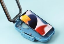 Photo of Esta funda especial convierte tu iPhone 13 en una cámara submarina a prueba de profundidades