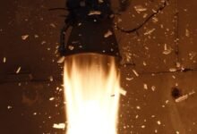 Photo of Rocket Lab prueba con éxito el motor Rutherford recuperado de un lanzamiento anterior de un cohete Electrón