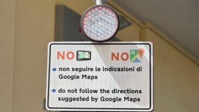 Photo of Google Maps falla tanto que hay quien pone carteles en la calle para que la gente no le haga caso