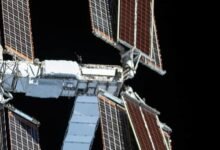 Photo of Instalado el soporte para el quinto panel solar desenrollable de la Estación Espacial Internacional