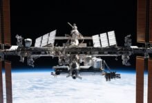 Photo of Un resto de basura espacial provoca la cancelación de un paseo espacial en la EEI y una maniobra para evitar una posible colisión