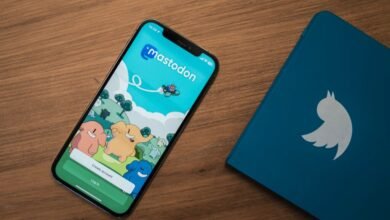 Photo of Apple recoge el guante de Twitter: promociona Mastodon en la App Store y Phil Schiller se crea una cuenta en el servicio