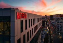 Photo of A pesar del drama del bloqueo de cuentas compartidas, Netflix celebra sus mejores cifras desde 2020 y su plan con anuncios crece