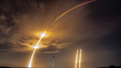 Photo of SpaceX alcanza las 250 misiones con éxito con el lanzamiento del satélite de telecomunicaciones Jupiter 3 por un Falcon Heavy