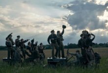 Photo of Spielberg quiere repetir el hito de 'Hermanos de sangre' con la nueva miniserie de Apple TV+: 'Los amos del aire' apunta al cielo
