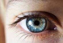 Photo of Decenas de jóvenes están escaneando su iris a cambio de criptomonedas. Detrás está el creador de ChatGPT y ya hay denuncias