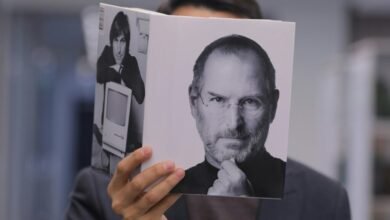 Photo of Los 11 libros que enseñaron a Steve Jobs a liderar y convertir a Apple en la empresa que es hoy