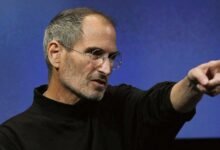 Photo of "Un hippie de aspecto desaliñado": Steve Jobs despidió a un genio de la programación… antes siquiera de contratarlo