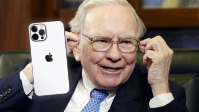 Photo of Si te ofrecen 10.000 euros a cambio de no comprar un iPhone nunca más, ¿aceptarías?: Warren Buffett tiene la respuesta